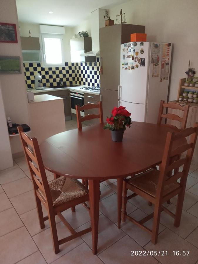 Maison Les Mathes Bagian luar foto
